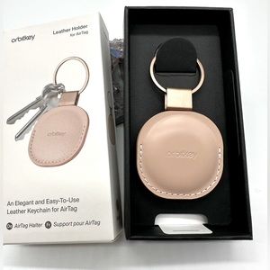 NIB Orbitkey Leather AirTag holder in Blush Pink